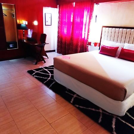 Dulcinea Hotel And Suites Lapu-Lapu City Luaran gambar