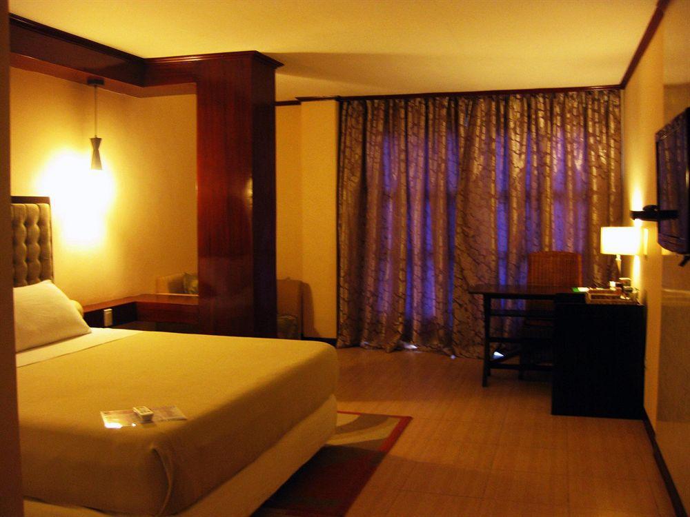 Dulcinea Hotel And Suites Lapu-Lapu City Luaran gambar