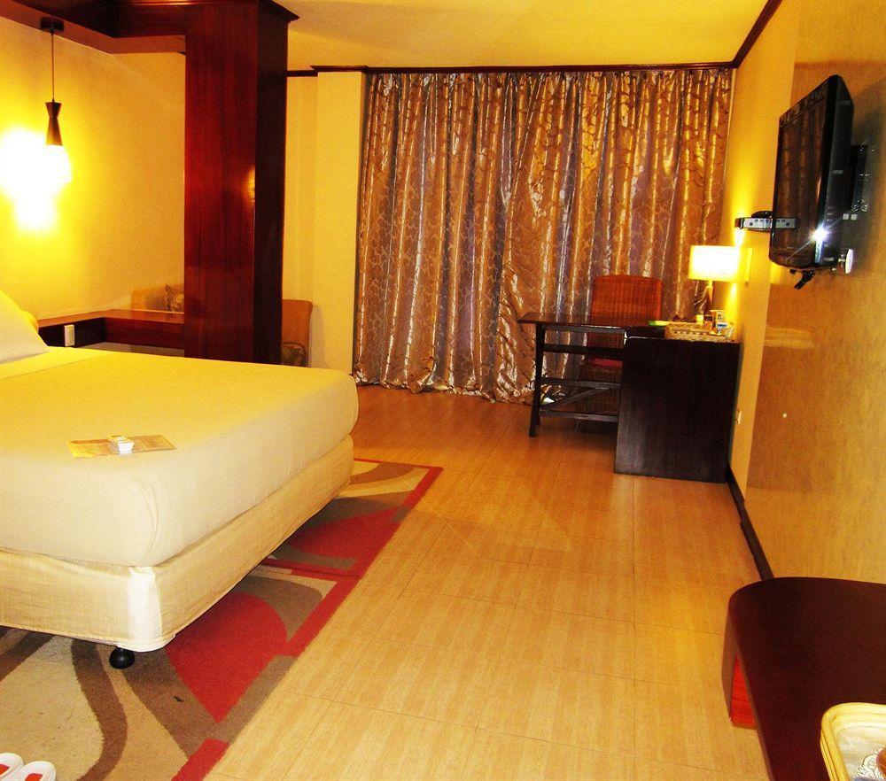 Dulcinea Hotel And Suites Lapu-Lapu City Luaran gambar