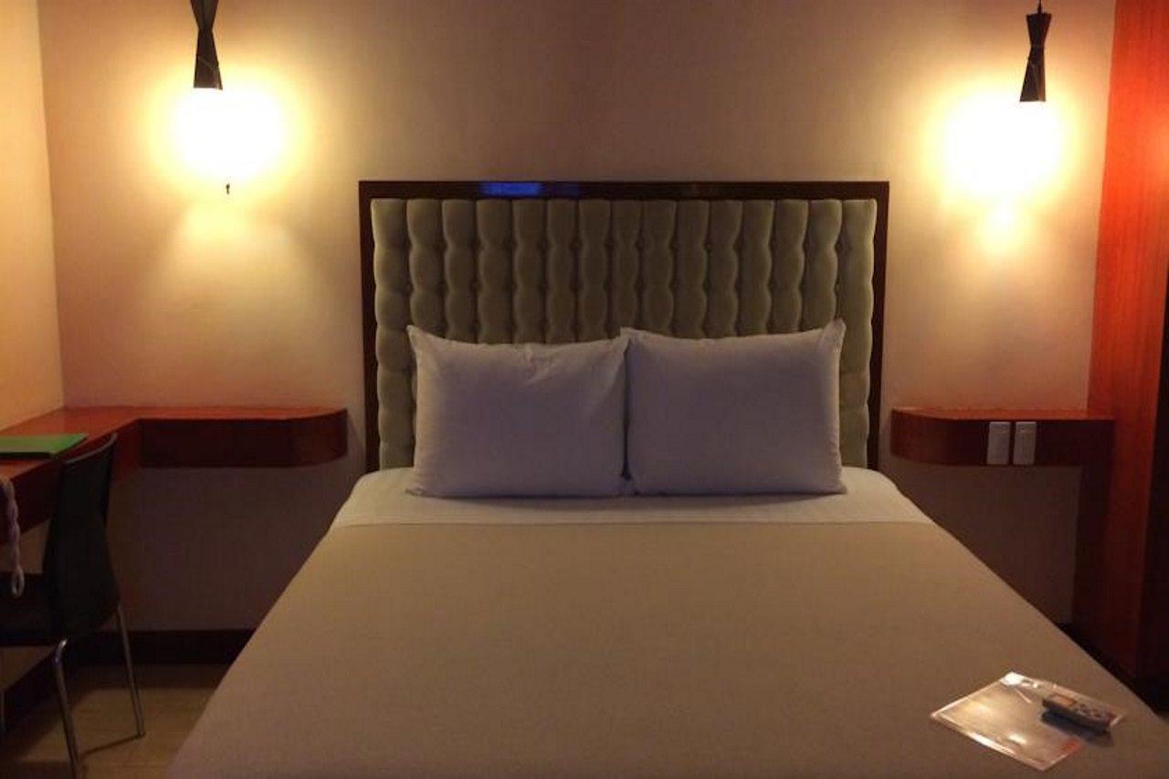 Dulcinea Hotel And Suites Lapu-Lapu City Luaran gambar