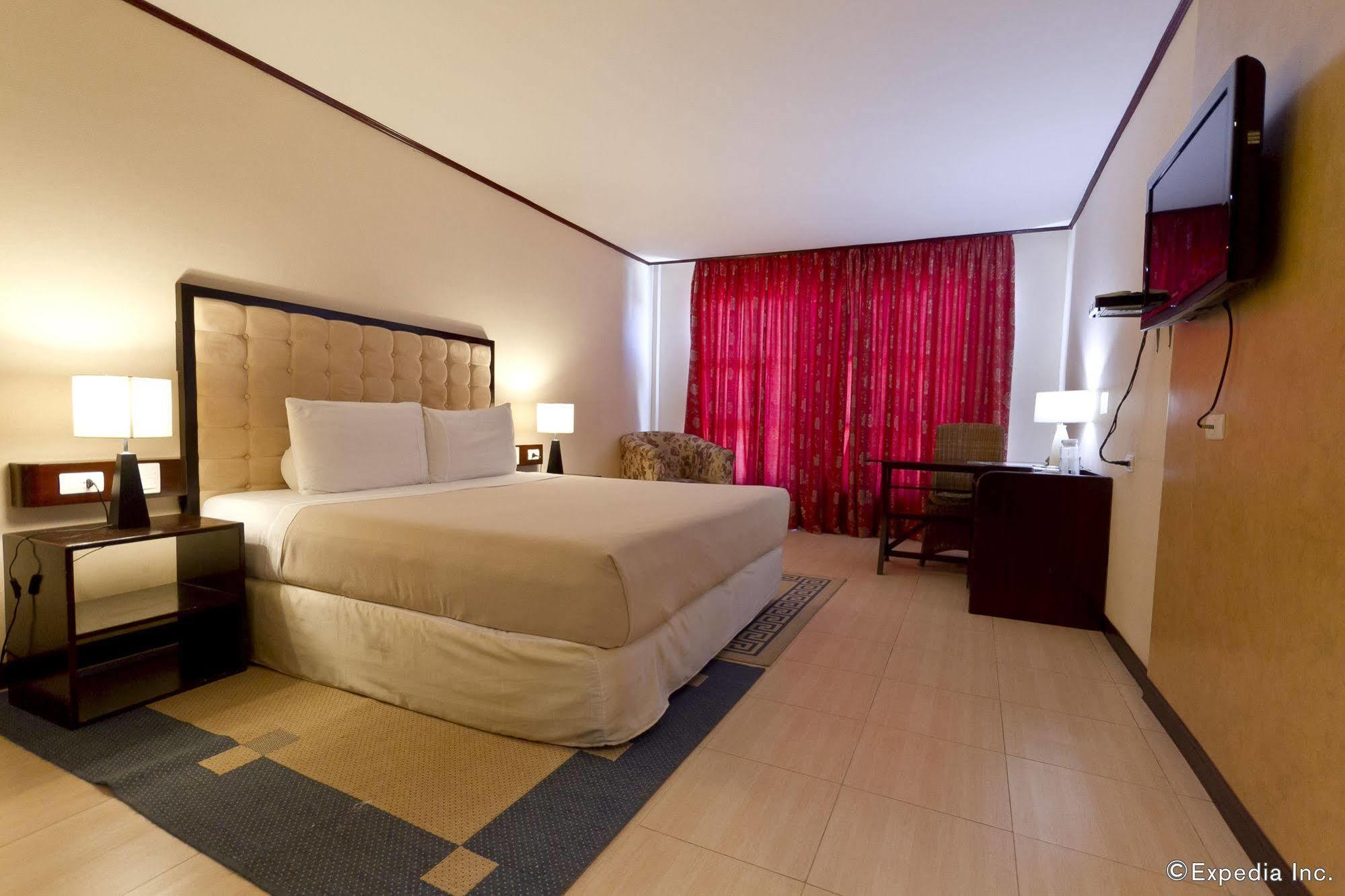 Dulcinea Hotel And Suites Lapu-Lapu City Luaran gambar
