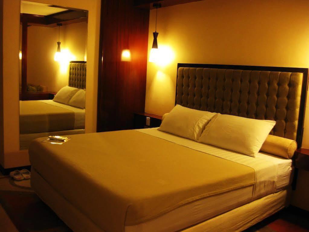 Dulcinea Hotel And Suites Lapu-Lapu City Luaran gambar