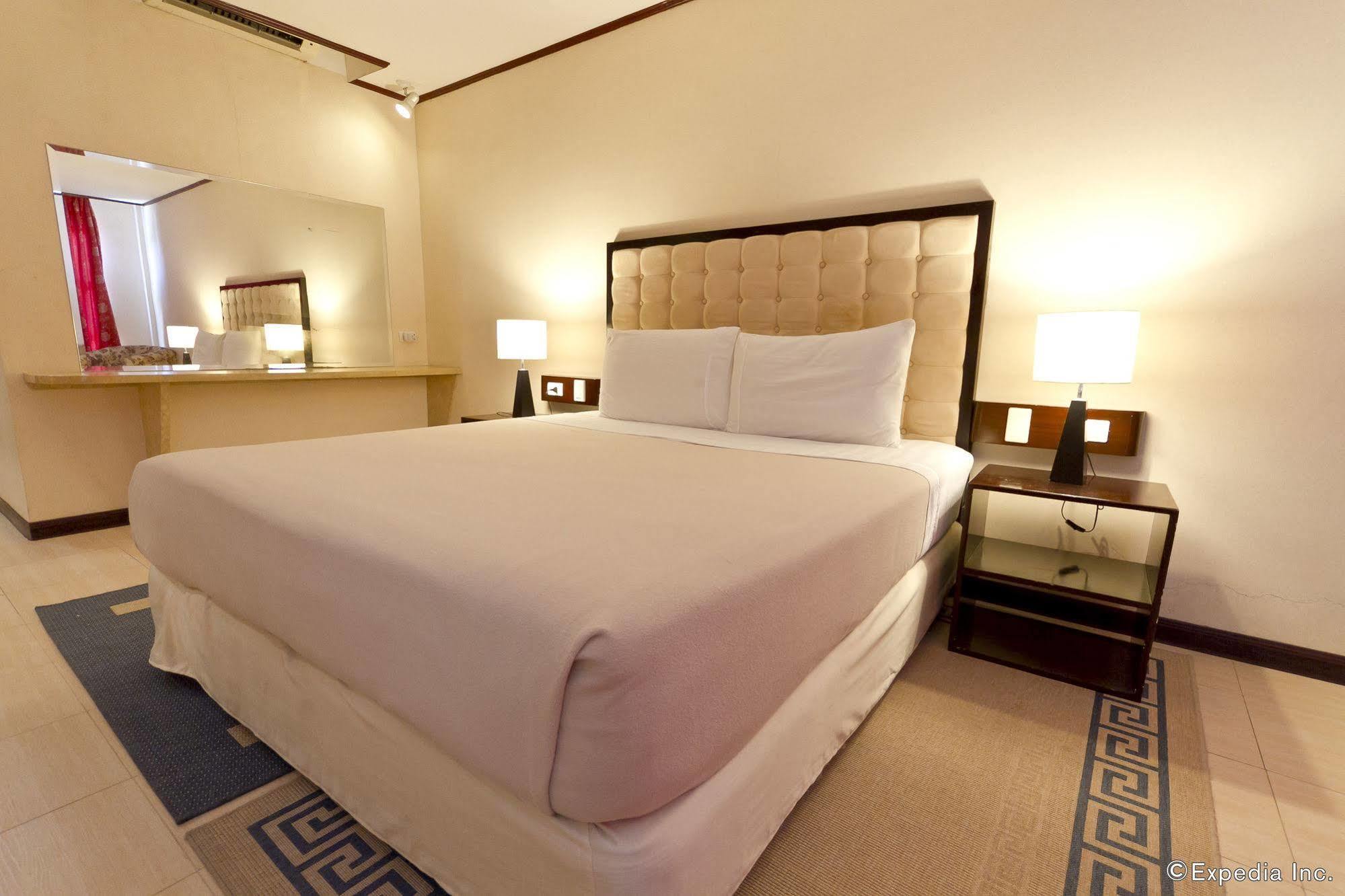 Dulcinea Hotel And Suites Lapu-Lapu City Luaran gambar
